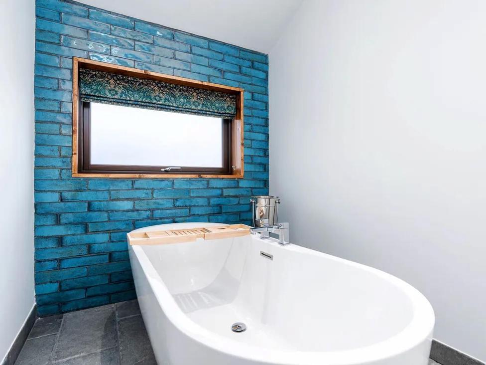 Blackwood Forest Cabins - Forest Holidays Popham Extérieur photo
