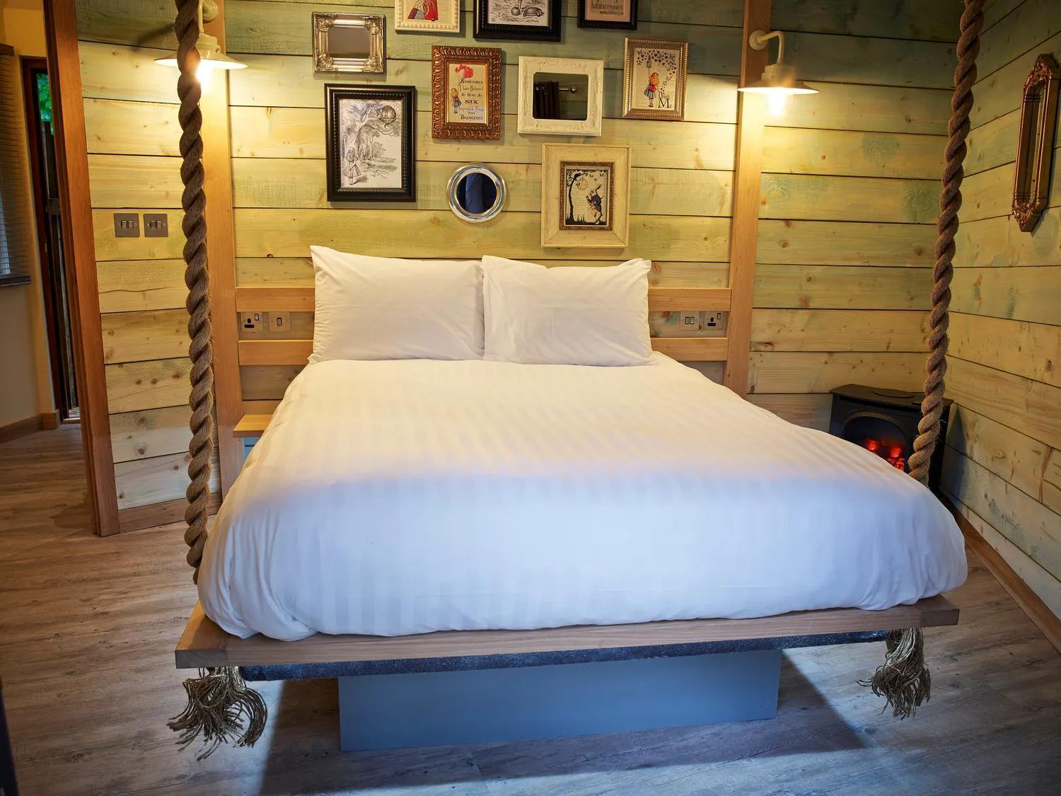 Blackwood Forest Cabins - Forest Holidays Popham Extérieur photo
